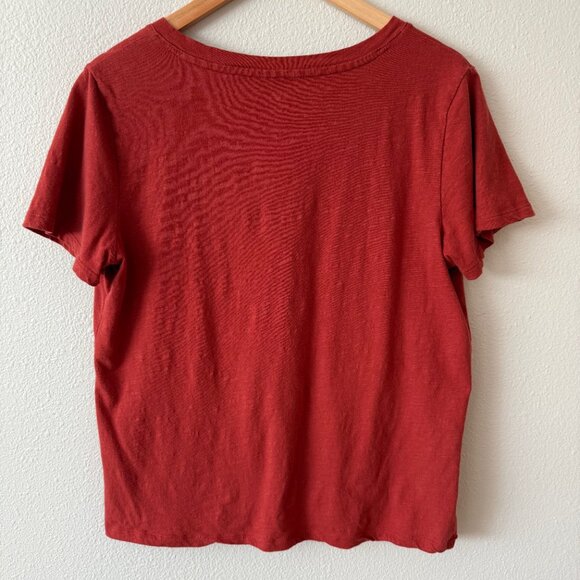 a.n.a. rust burnt orange v-neck tee t-shirt size L - Picture 2 of 4